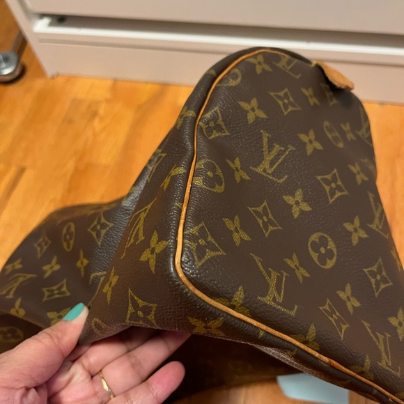 Authentic Louis Vuitton Speedy 30 - Picture 7 of 14